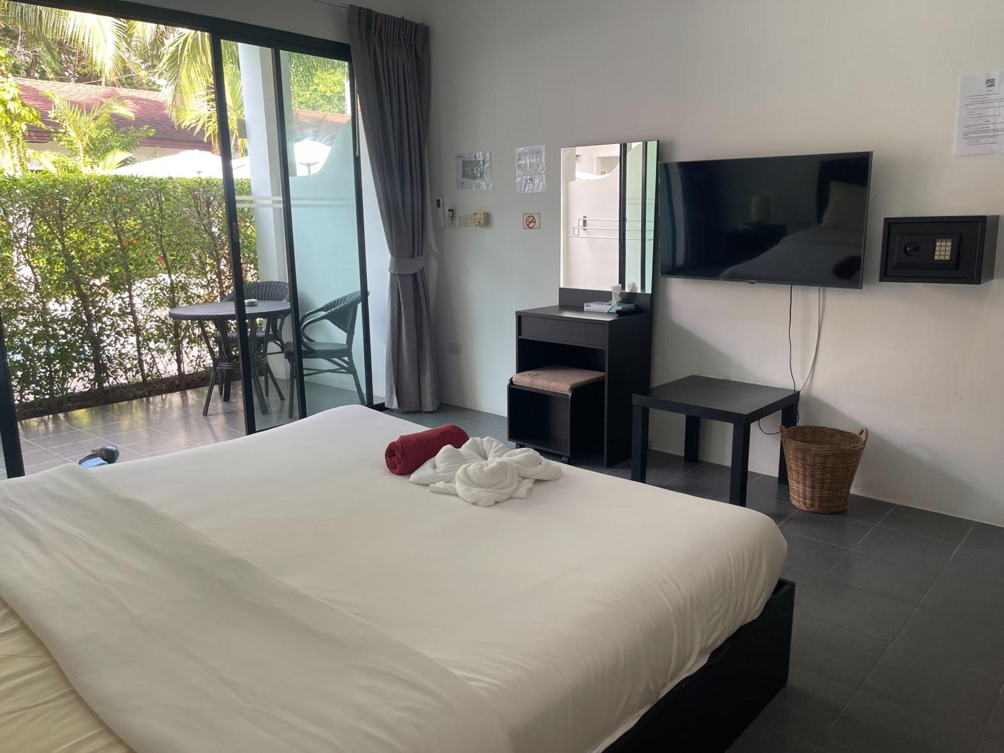 Lotus Bleu Resort & Restaurant Rawai Bagian luar foto